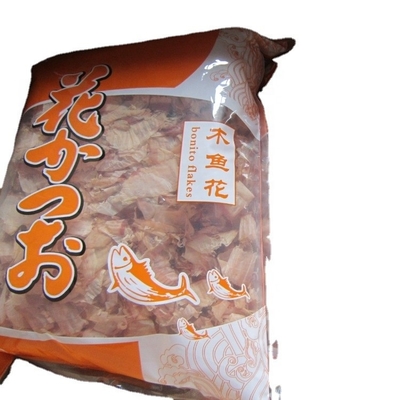 Die Meeresfrüchte, die getrocknete Blaufisch-Fische würzen, blättern 500g für japanische Suppe ab